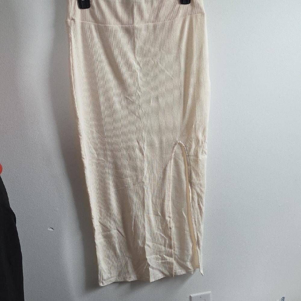 🌻4 For $20🌻Heart Hips Cream Pencil Skirt
